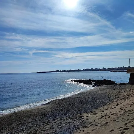 Sicily Travel Apartment's 2 Apartment Giardini Naxos